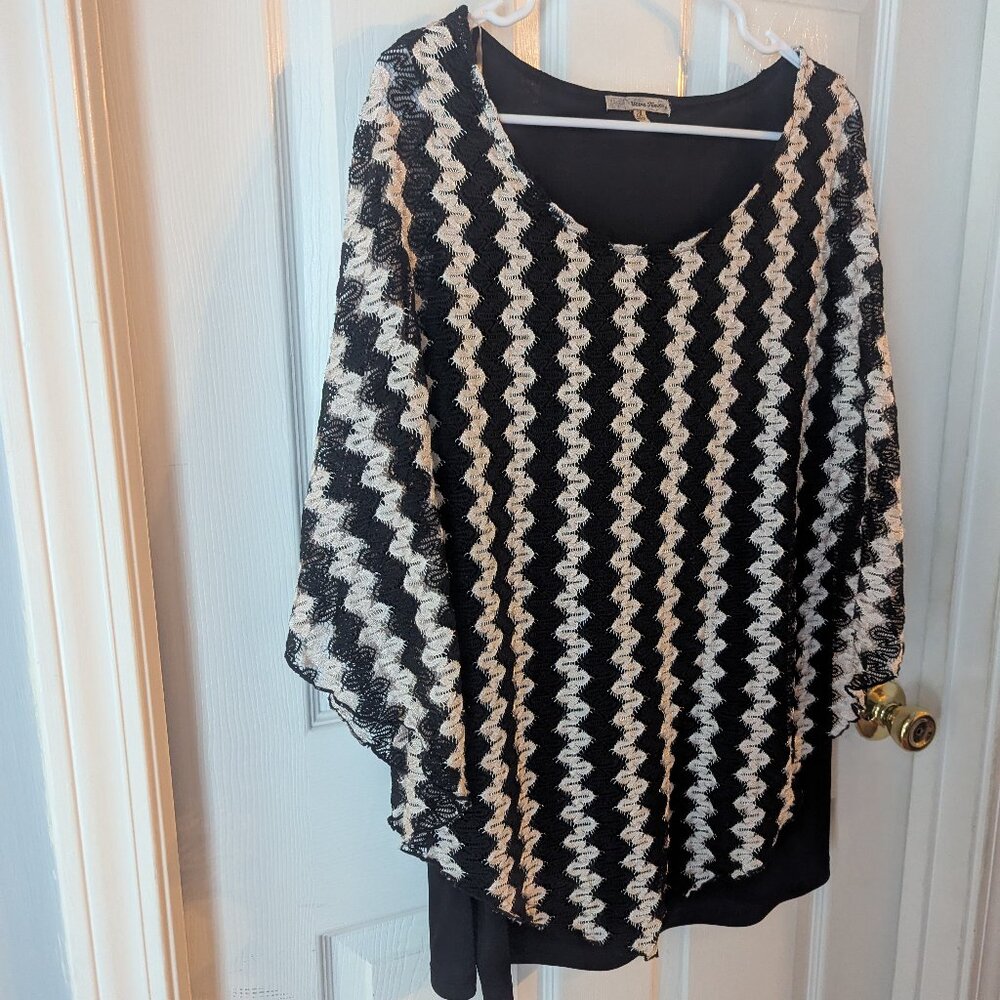 Ultra Teeze tunic top in cream and black - 2X - Picture 1 of 6
